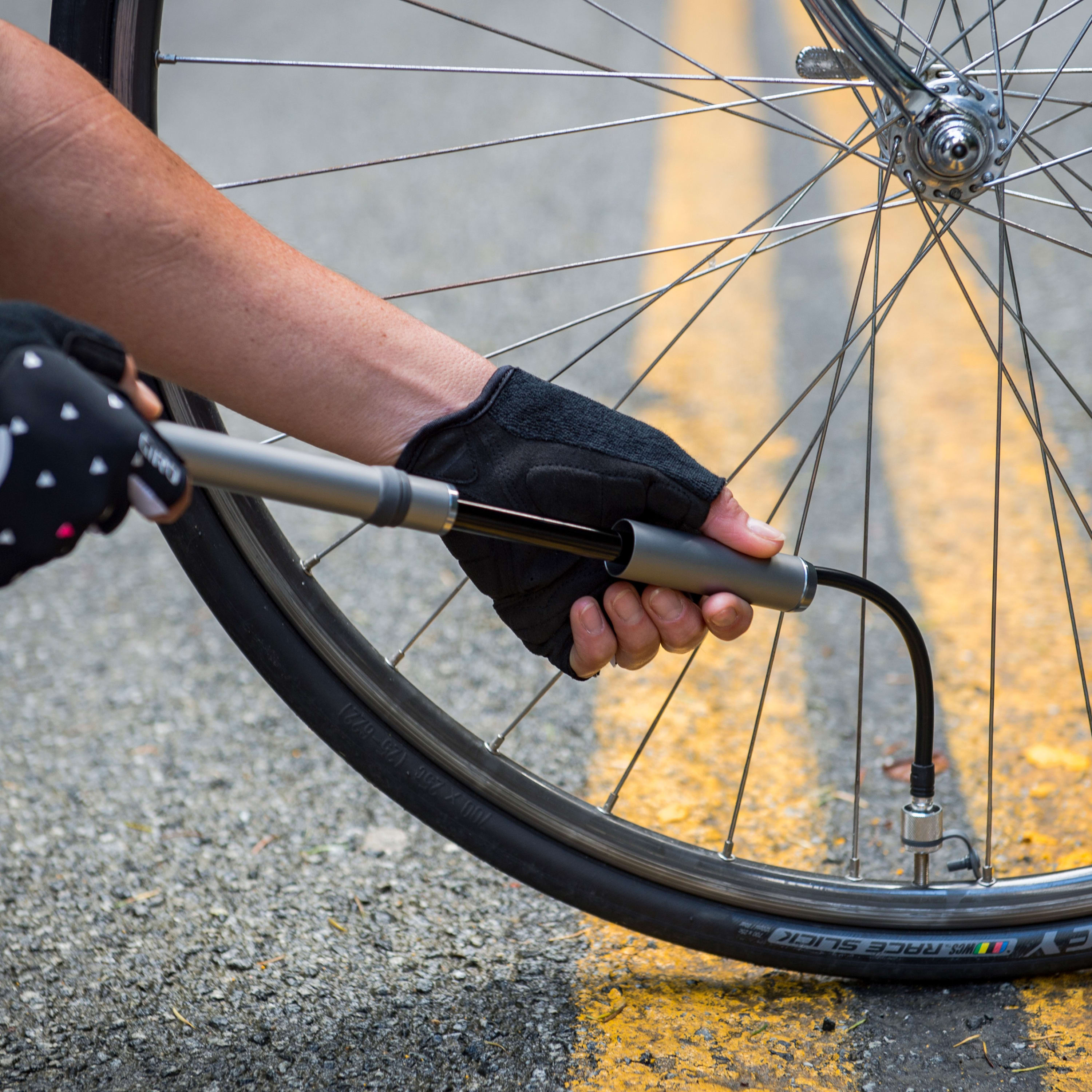 Blackburn Core Slim Mini Pump - Silver